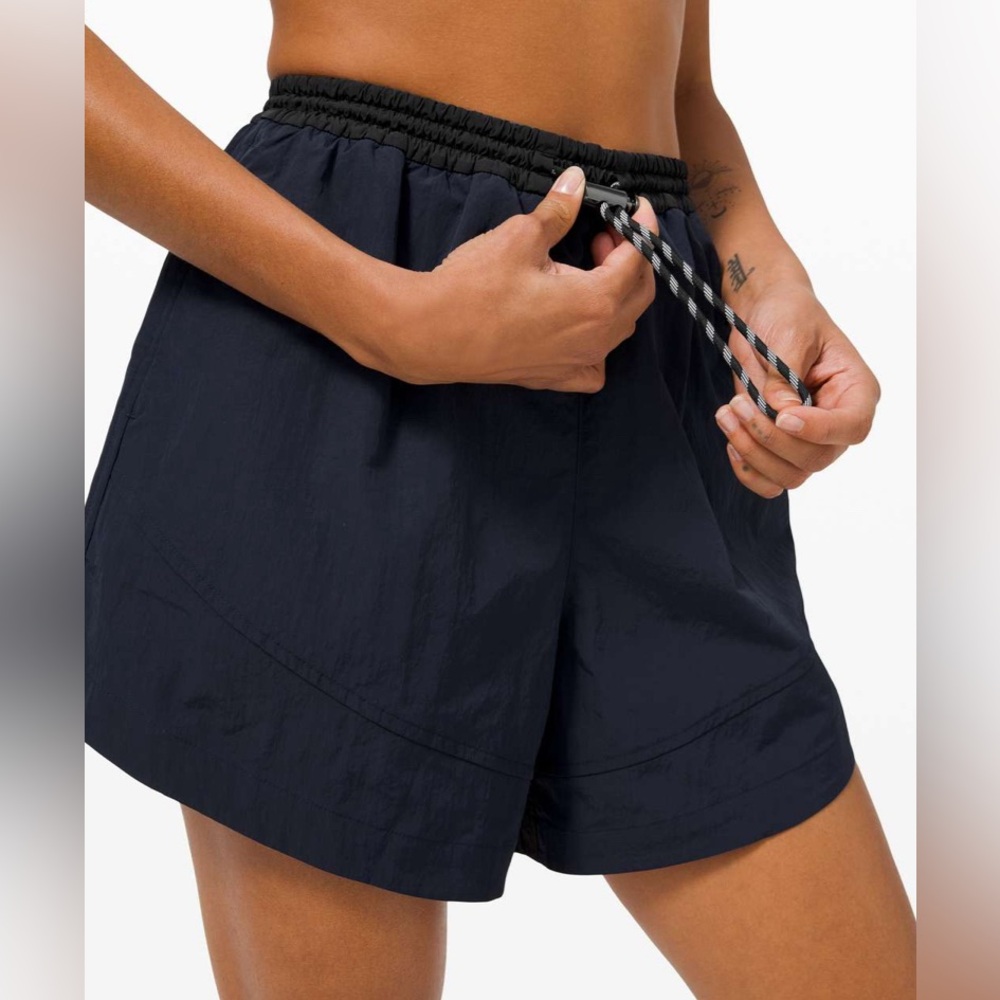 Lululemon Evergreen Short